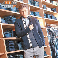 針織jacket $4,730、Shirt $2,290、Sweater $3,390、Jeans $4,250