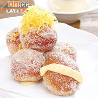 Bomboloni $80（e）<br>Bistecca Italian Steak House的甜品，炸波波即點即製，像個冬甩，麵糰要經過10分鐘發酵，入口外脆內軟，吃落更滿嘴忌廉，一口炸波，一口橄欖油雪糕，Perfect！