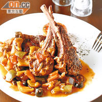 Lamb Chops with Olives,Tomato and Bell Peppers  $198<BR>羊架先以香草調味後煎香，羶味不太濃，入口鮮嫩腍滑，並富有濃重肉汁。