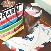 Charm Travel Edition 手袋 $1,600<br>絲巾 $1,000<br>太陽眼鏡 $1,500