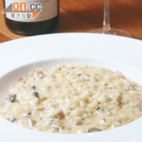 Risotto （自選主菜之一）<br>忌廉汁加入了Parmigiano芝士，味道香濃，意大利飯入口軟硬有致，好地道。