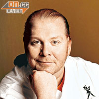 Mario Batali在紐約紅透半邊天，餐廳眾多，更擔任電視節目的主持人，名副其是星級大廚。