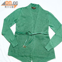 Loro Piana綠色束腰針織外套 $10,600（b）