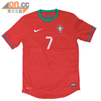 歐國盃熱門球隊的波衫經已到齊，圖為葡萄牙衫款。