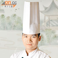 大廚陳師傅是廣東人，不過在寧波工作10多年，最喜歡為傳統菜式搞新意。