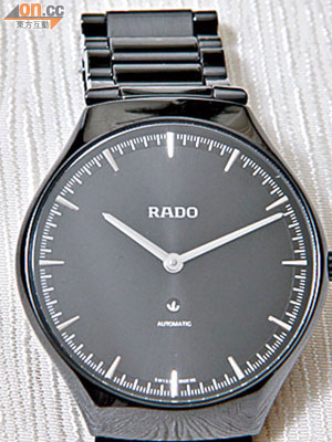 True Thinline Automatic自動腕錶（黑色，大）$16,000