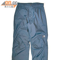 Karrimor登山褲<BR>同樣採用Pertex Shield防水技術布料，不但防水透氣，而且輕便舒適。<BR>售價：$1,092