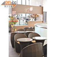 開放式點餐區設計光猛簡潔，討人喜歡。