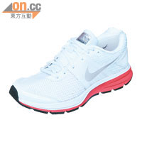 Nike Air Pegasus+ 29 Shield防護型跑鞋，加強Nike Zoom氣墊，保護雙足。$759