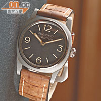 Ref : 3646 Transitional <BR>手錶估計是1940年尾製作的手錶原型，以磨沙錶殼小錶冠設計。