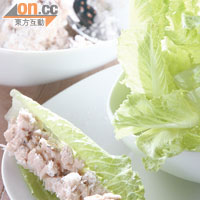 Vl COOL's Very Own Caesar Salad $88<br>有點似泰式生菜包，把生菜和配料分碟上，加上以冰鎮生菜令口感更爽脆，客人自行動手，令食飯都變得更互動。