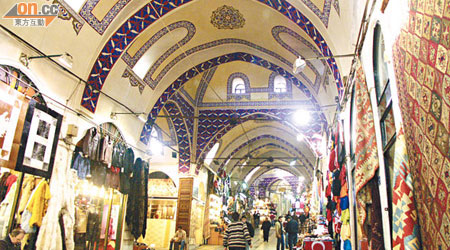 伊斯坦布爾的大市集，號稱是全世界最大的市集。