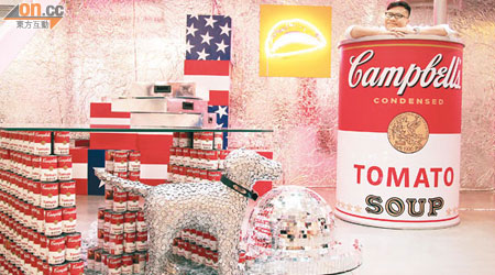 Andy Warhol's Silver Factory內的巨型金寶湯，載得住Roger！
