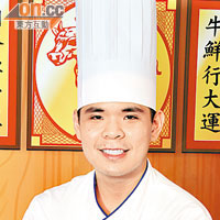 年僅24歲的張進安師傅，是台北國際牛肉麵節史上最年輕的冠軍得主。