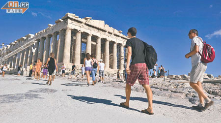 雅典的巴特農神殿聞名於世，更為地中海之旅添上文化色彩。