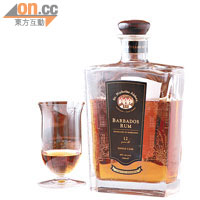 St Nicholas Abbey $278/Shot（f）<br>釀製12年，蜜糖酒色，發酵8年的甘蔗酒會再逐少進行傳統的間歇性蒸餾，甘蔗味道被濃縮。其後再進行4年的第二度發酵，釀出帶濃郁焦糖、煙熏木、肉豆蔻、椰子和乾果等香味。