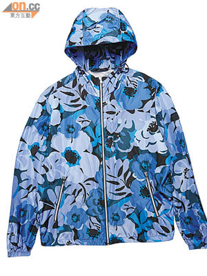 藍色花卉圖案 有帽風褸 $9,190