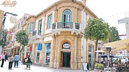 Ledra Street乃南塞浦路斯最繁榮的街道之一，亦是玩過界必經之路。