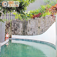 每座別墅均是Pool Villa，擁有不加氯氣的私家泳池。