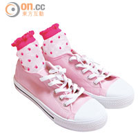 桃紅×粉紅色短襪 $33.5（原價$59）、粉紅色綁帶布鞋 $129（原價$239）