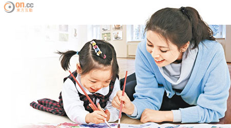 學員只要完成幼兒教育文憑課程，便可向教育局申請成為註冊幼師。