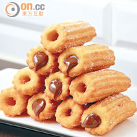 Sugar Churros $28/4件、Nutella Churros $32/4件<BR>傳統Churro會灑上沙糖，或蘸朱古力醬同食；換上榛子醬，依然不失禮。