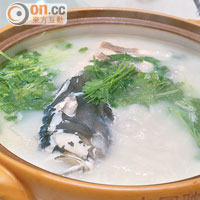 有機魚頭湯，¥688（約HK$826）。