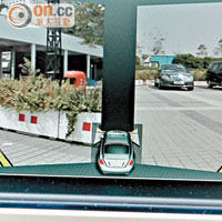 360度鏡頭配置，能提升行車安全度。