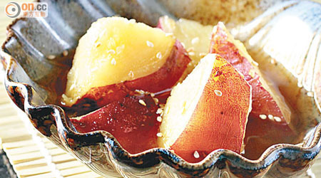 茨城紅薩摩 $68（h）<br>期間限定小食，由日本茨城縣直送的紅皮黃心番薯質感鬆軟，甜度較低卻薯味香濃。