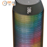 Pulse表面LED燈會隨節拍而轉色。售價：$1,699