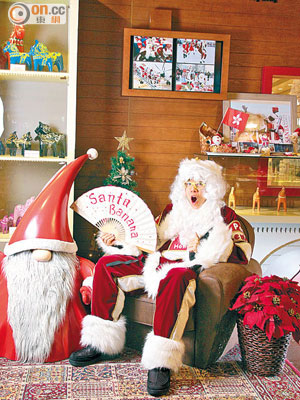 港產「80後」聖誕老人陳柏圖（Santa Banana）年紀輕輕，但已有5年做聖誕老人的經驗。