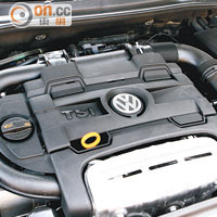 引擎導入雙增壓技術，具備高性能與慳油的特性。