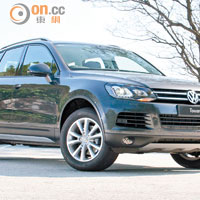 Volkswagen Touareg V6 BMT 4MOTION Sportline齊料「大」作