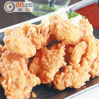 Chicken Kangjung $128 <br>雞件炸至金黃色脆卜卜，吃時蘸些辣醬最夾。