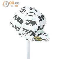 白色格紋×綠色樹葉圖案Cap $530