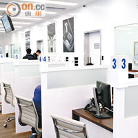 荃灣售後服務中心設有12個維修服務顧問櫃台，效率全面提升。