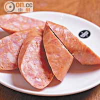 Andouille Sausage<br>地道粗粒肉腸，吃起來有陣陣蒜香和Paprika辣椒的味道。