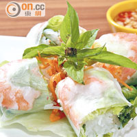 鮮蝦米紙卷  $36（Le Viet）<br>新鮮青檸做的魚露汁配清淡菜式，配合近年的健康飲食風氣。
