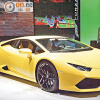 為宣傳《Forza Horizon 2》，廠方將遊戲封面跑車Lamborghini Huracán放喺會場。