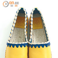 貴氣版<br>Tory Burch 藍色繡花黃色皮革帆布鞋 $1,780（a）