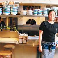 總廚Helen專程為新店回越南取經，將南越偏甜口味和北越偏濃的口味融入菜式中。