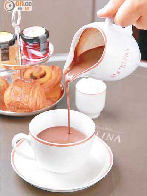 傳統朱古力熱飲$88<br>茶室招牌飲品之一是傳統朱古力熱飲，質感較為杰身，但濃郁甘香。