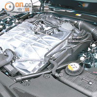 植入Supercharged增壓裝置的5公升引擎，甫啟動便能誘發550ps馬力。