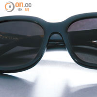 黑色太陽眼鏡　$1,770