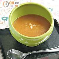 南瓜甜粥 $40<br>韓國直接運來的甜粥，當地人冬天最愛吃。