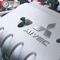 2公升MIVEC引擎坐擁150ps馬力，並附設AS&G引擎怠速自動熄火功能。