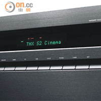 音響推介<br>Onkyo新款AV擴音機包括NR-636（售價：$5,580）、NR-737（售價：$7,280)，以及圖中所示的NR-838（售價：$9,280），只需透過網絡免費更新，即可支援Dolby Atmos玩5.1.2聲道。（b）