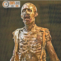 連凱參與了電影《屍城》的特技化妝，他坦言花了不少時間設計喪屍造型。