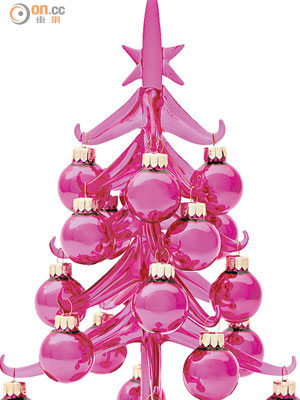 滿布桃紅色閃球的聖誕樹 $350（d）