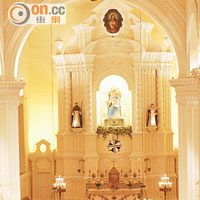 玫瑰堂於12月21日舉行「信望愛聖誕音樂會」，向莫慶恩神父致意。
